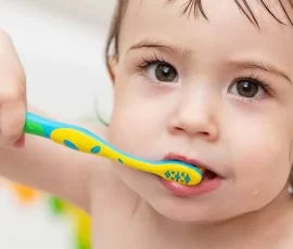 0 Bebek Diş Fırçası Nedir, Nasıl Seçilir min (1) (1)
